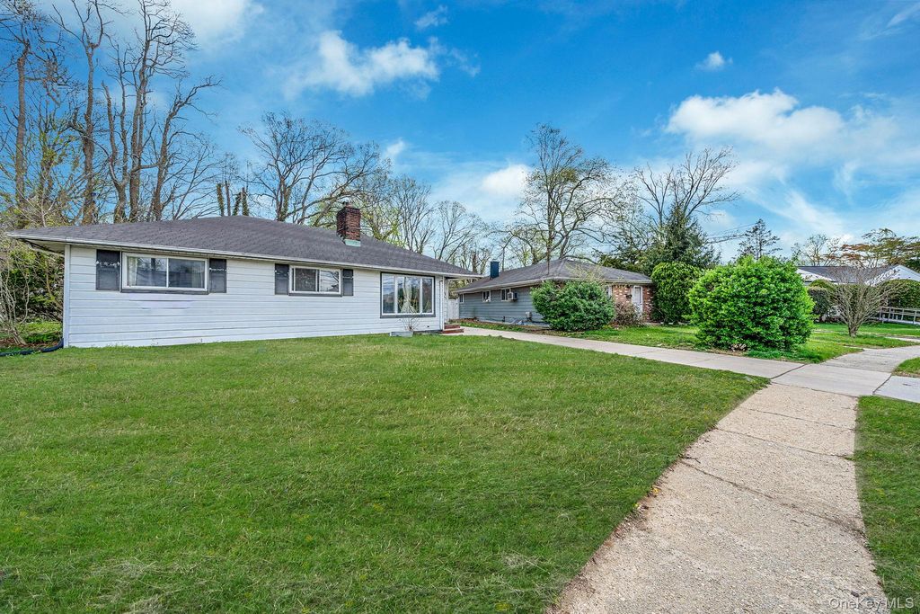 350 Coventry Road N, West Hempstead, NY 11552 — exterior