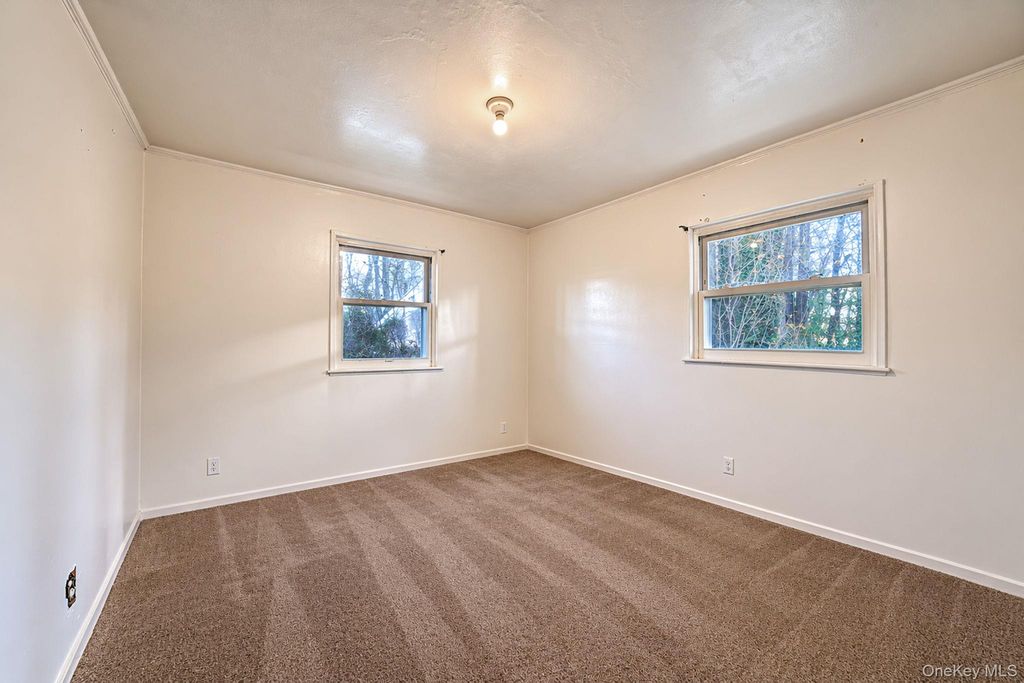 350 Coventry Road N, West Hempstead, NY 11552 — photo 4