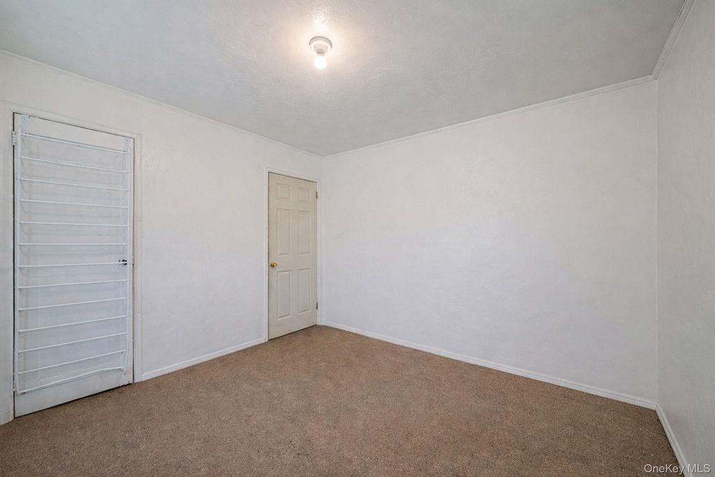 350 Coventry Road N, West Hempstead, NY 11552 — photo 5