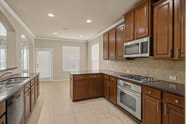 2528 Mirasol LOOP, Round Rock, TX 78681