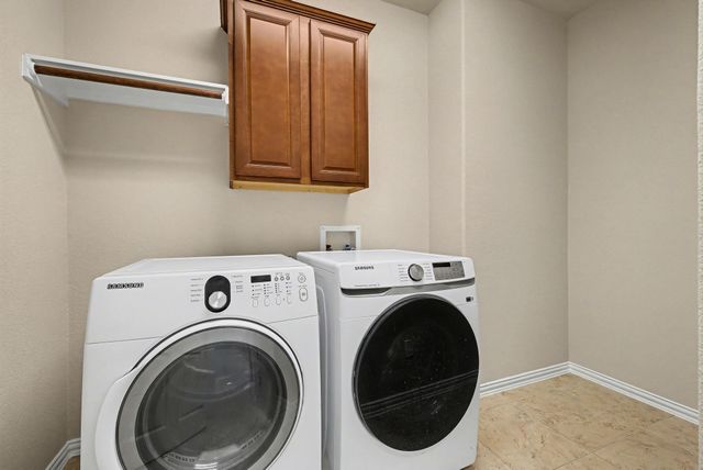 2528 Mirasol LOOP, Round Rock, TX 78681