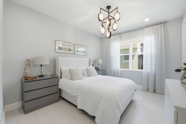 19564 Broad Shore Walk, Loxahatchee, FL 33470