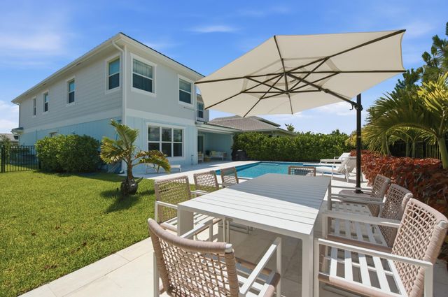 19564 Broad Shore Walk, Loxahatchee, FL 33470