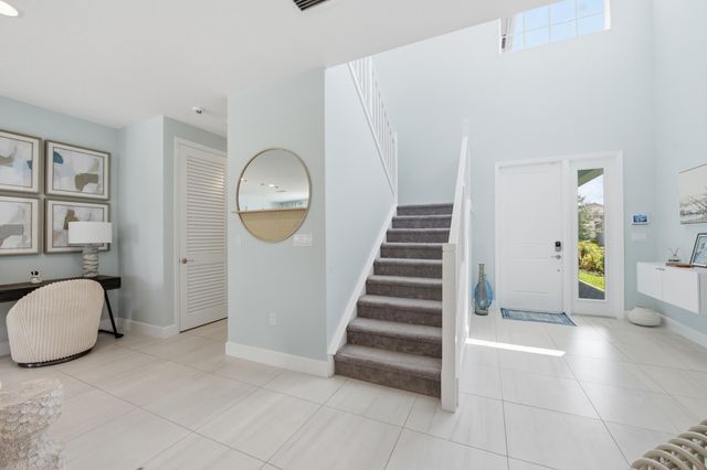 19564 Broad Shore Walk, Loxahatchee, FL 33470