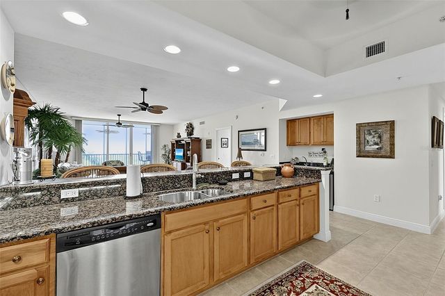 3329 SUNSET KEY CIRCLE 204, Punta Gorda, FL 33955
