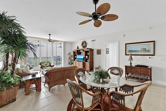 3329 SUNSET KEY CIRCLE 204, Punta Gorda, FL 33955