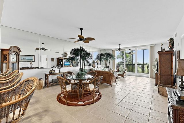 3329 SUNSET KEY CIRCLE 204, Punta Gorda, FL 33955
