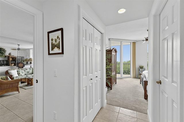 3329 SUNSET KEY CIRCLE 204, Punta Gorda, FL 33955