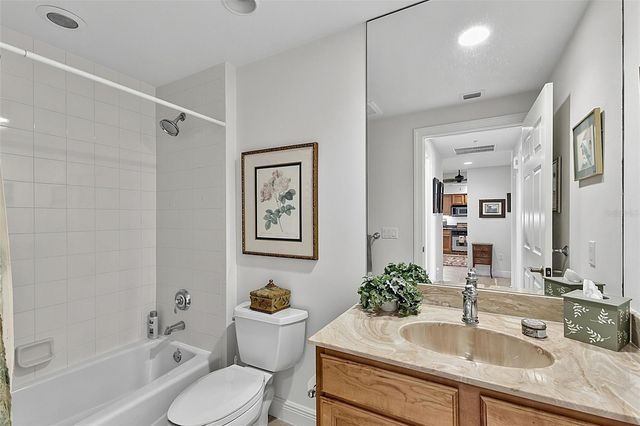 3329 SUNSET KEY CIRCLE 204, Punta Gorda, FL 33955