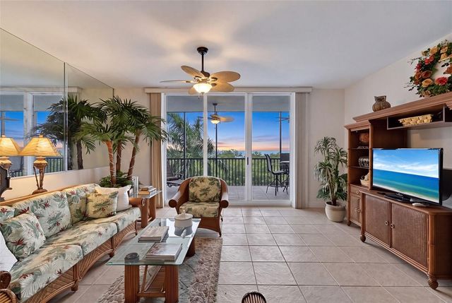 3329 SUNSET KEY CIRCLE 204, Punta Gorda, FL 33955