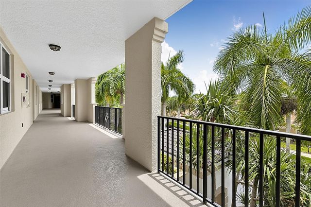 3329 SUNSET KEY CIRCLE 204, Punta Gorda, FL 33955