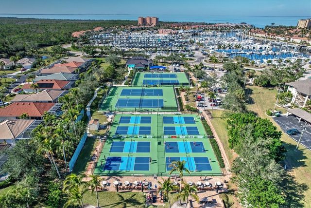 3329 SUNSET KEY CIRCLE 204, Punta Gorda, FL 33955