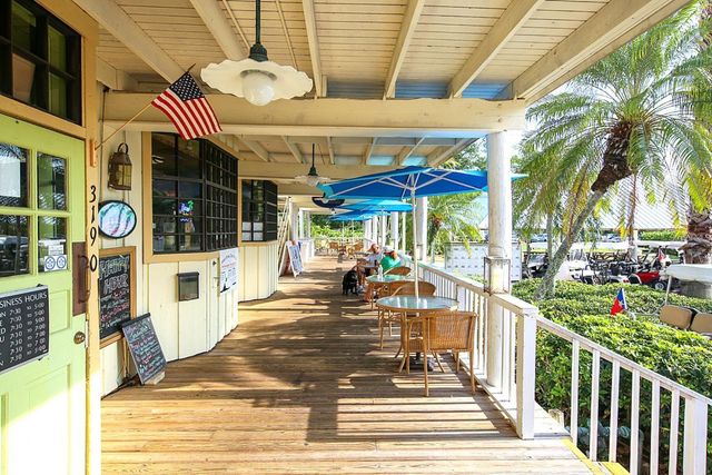3329 SUNSET KEY CIRCLE 204, Punta Gorda, FL 33955