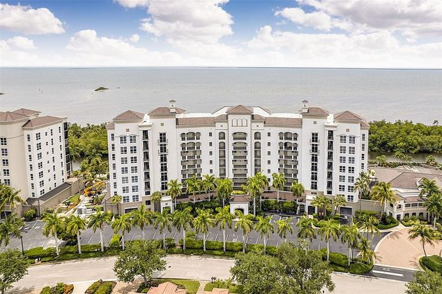3329 SUNSET KEY CIRCLE 204, Punta Gorda, FL 33955