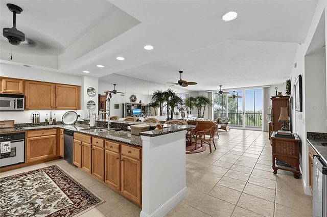 3329 SUNSET KEY CIRCLE 204, Punta Gorda, FL 33955