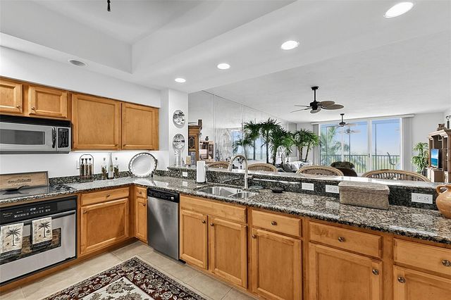 3329 SUNSET KEY CIRCLE 204, Punta Gorda, FL 33955