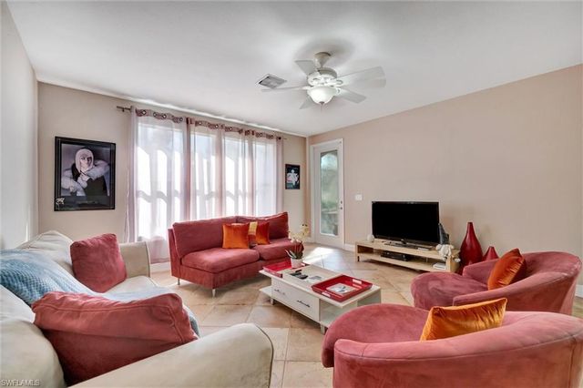 9527 Brookville CT, Fort Myers, FL 33967