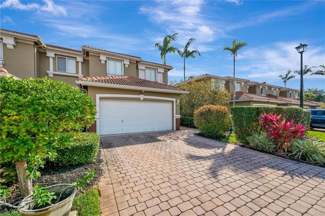 9527 Brookville CT, Fort Myers, FL 33967