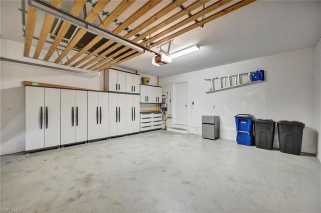 9527 Brookville CT, Fort Myers, FL 33967