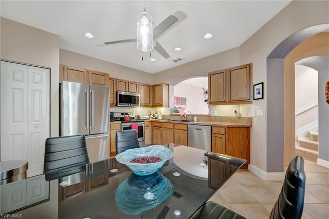 9527 Brookville CT, Fort Myers, FL 33967