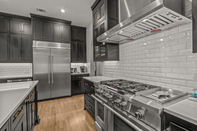 2413 Lofton Terrace, Fort Worth, TX 76109