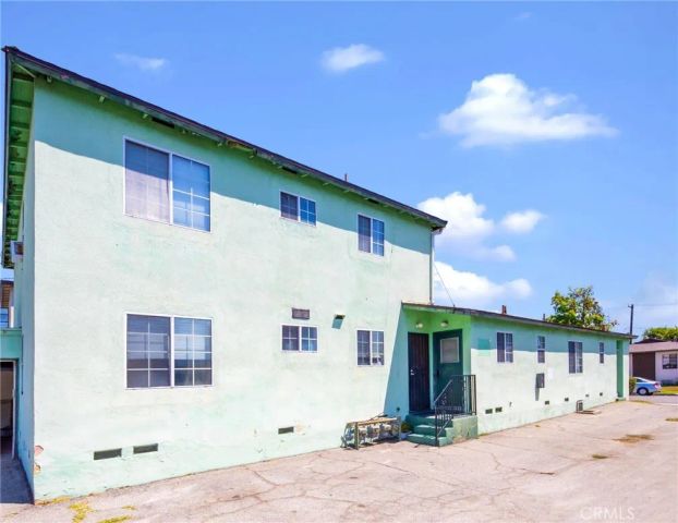 221 S Bushnell Avenue, Alhambra, CA 91801