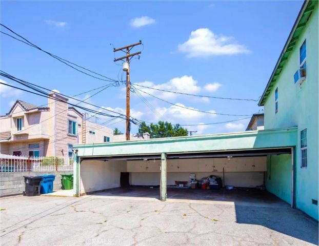 221 S Bushnell Avenue, Alhambra, CA 91801