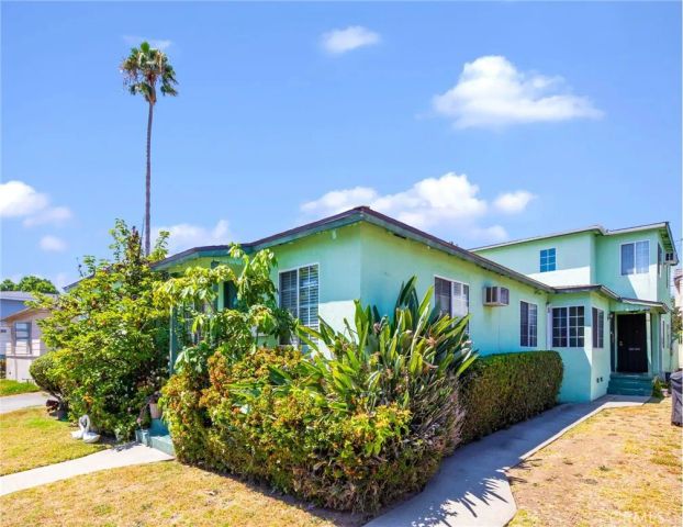 221 S Bushnell Avenue, Alhambra, CA 91801