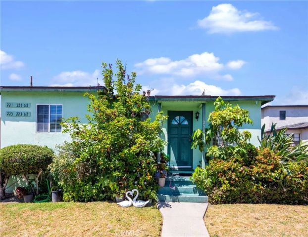 221 S Bushnell Avenue, Alhambra, CA 91801
