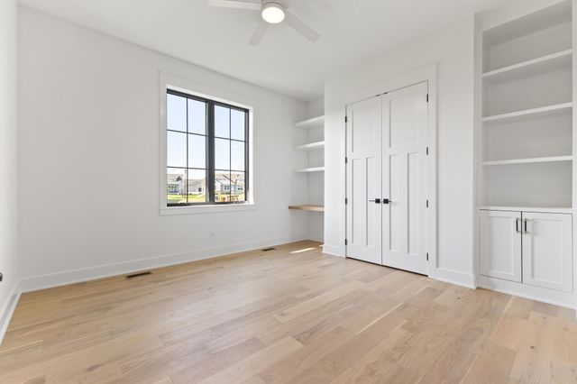 2112 SW Cascade Falls Drive, Ankeny, IA 50023