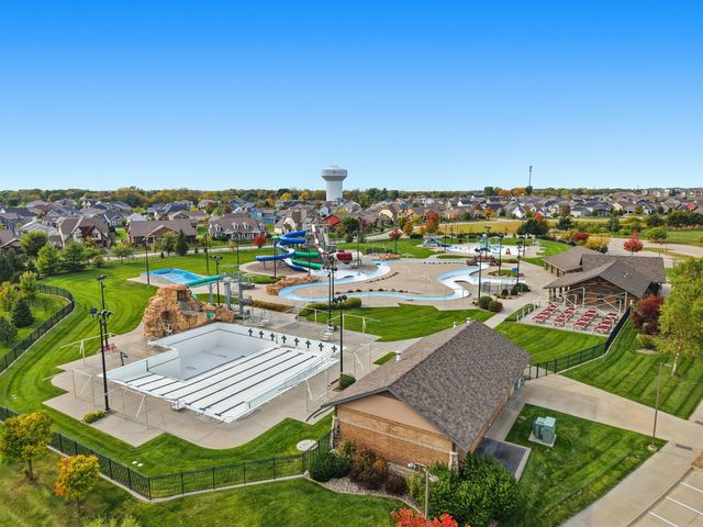 2112 SW Cascade Falls Drive, Ankeny, IA 50023