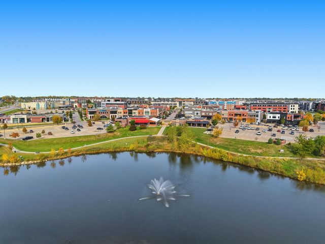 2112 SW Cascade Falls Drive, Ankeny, IA 50023