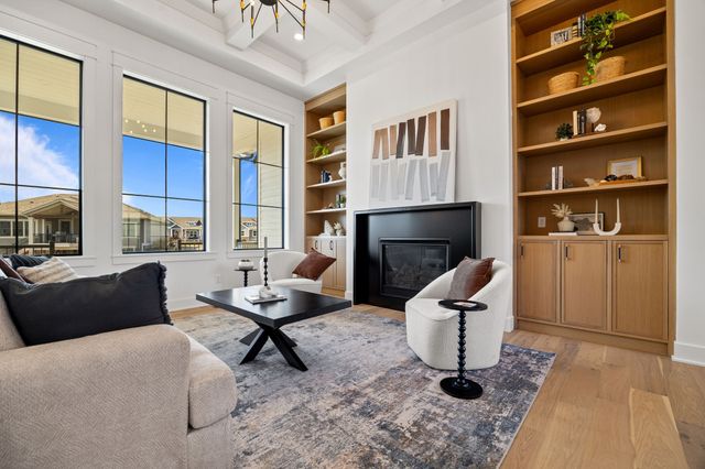 2112 SW Cascade Falls Drive, Ankeny, IA 50023