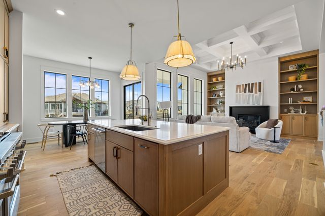 2112 SW Cascade Falls Drive, Ankeny, IA 50023