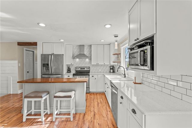 359 Hunting Creek Rd, North Strabane, PA 15317