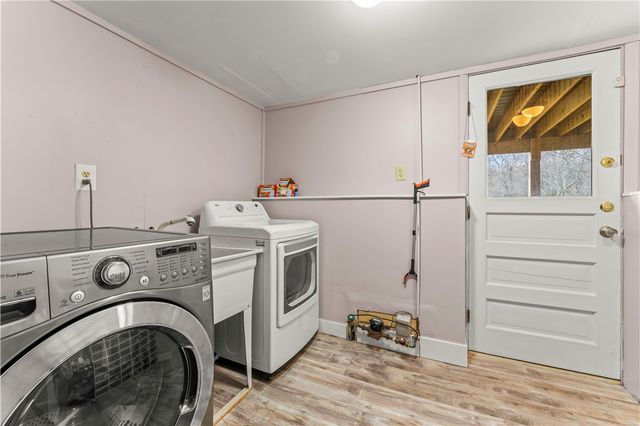 359 Hunting Creek Rd, North Strabane, PA 15317