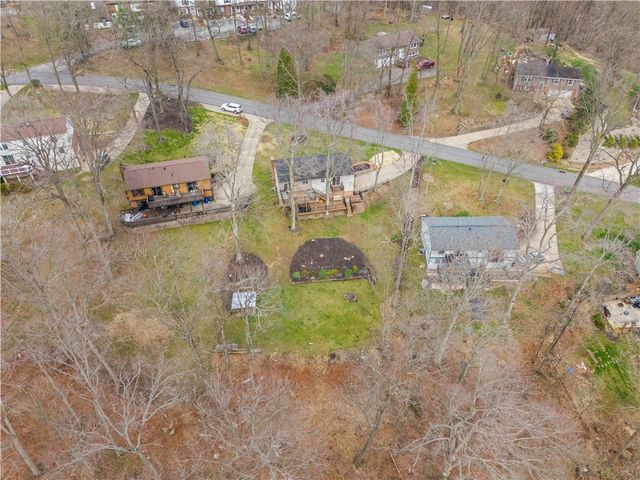 359 Hunting Creek Rd, North Strabane, PA 15317