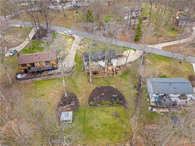 359 Hunting Creek Rd, North Strabane, PA 15317
