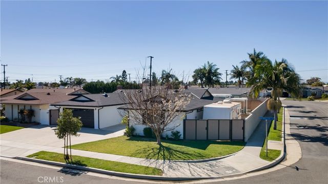 16281 Golden Gate Lane, Huntington Beach, CA 92649