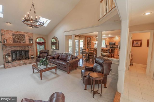3781 CHRIS DR, Emmaus, PA 18049