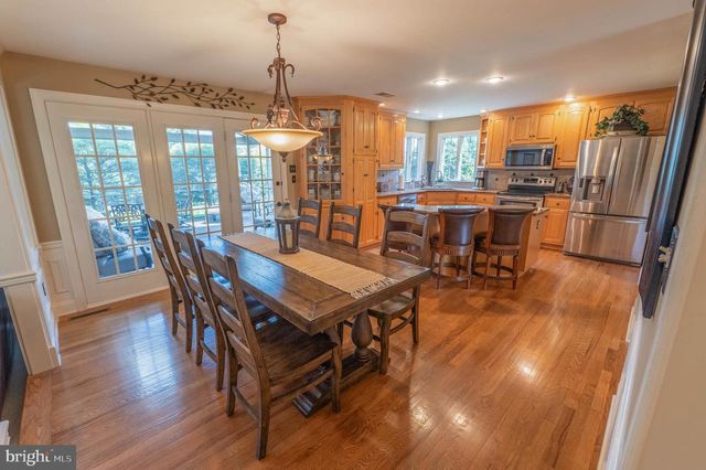 3781 CHRIS DR, Emmaus, PA 18049