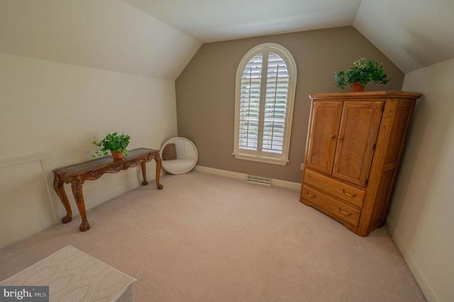 3781 CHRIS DR, Emmaus, PA 18049