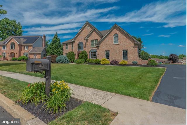 3781 CHRIS DR, Emmaus, PA 18049