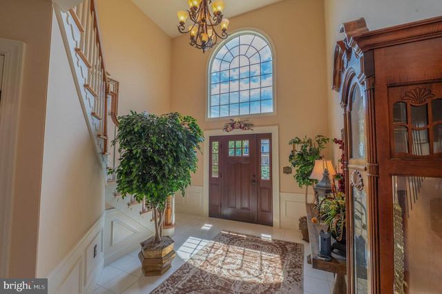 3781 CHRIS DR, Emmaus, PA 18049