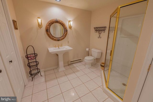 3781 CHRIS DR, Emmaus, PA 18049