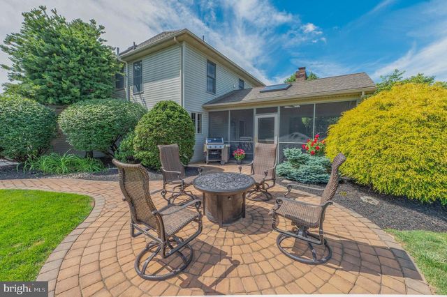 3781 CHRIS DR, Emmaus, PA 18049
