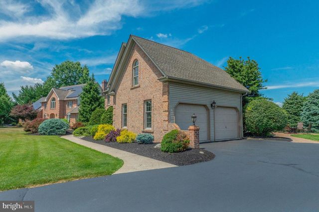 3781 CHRIS DR, Emmaus, PA 18049