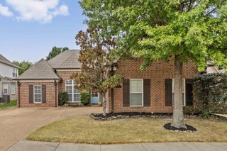 161 E PORTER RUN DR E, Collierville, TN 38017