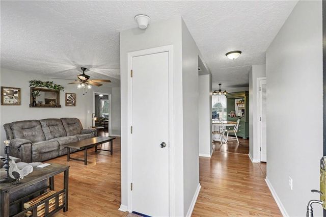 26408 E 227th Street, Harrisonville, MO 64701