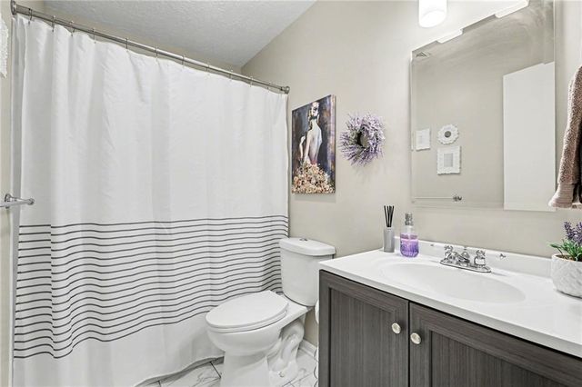 26408 E 227th Street, Harrisonville, MO 64701